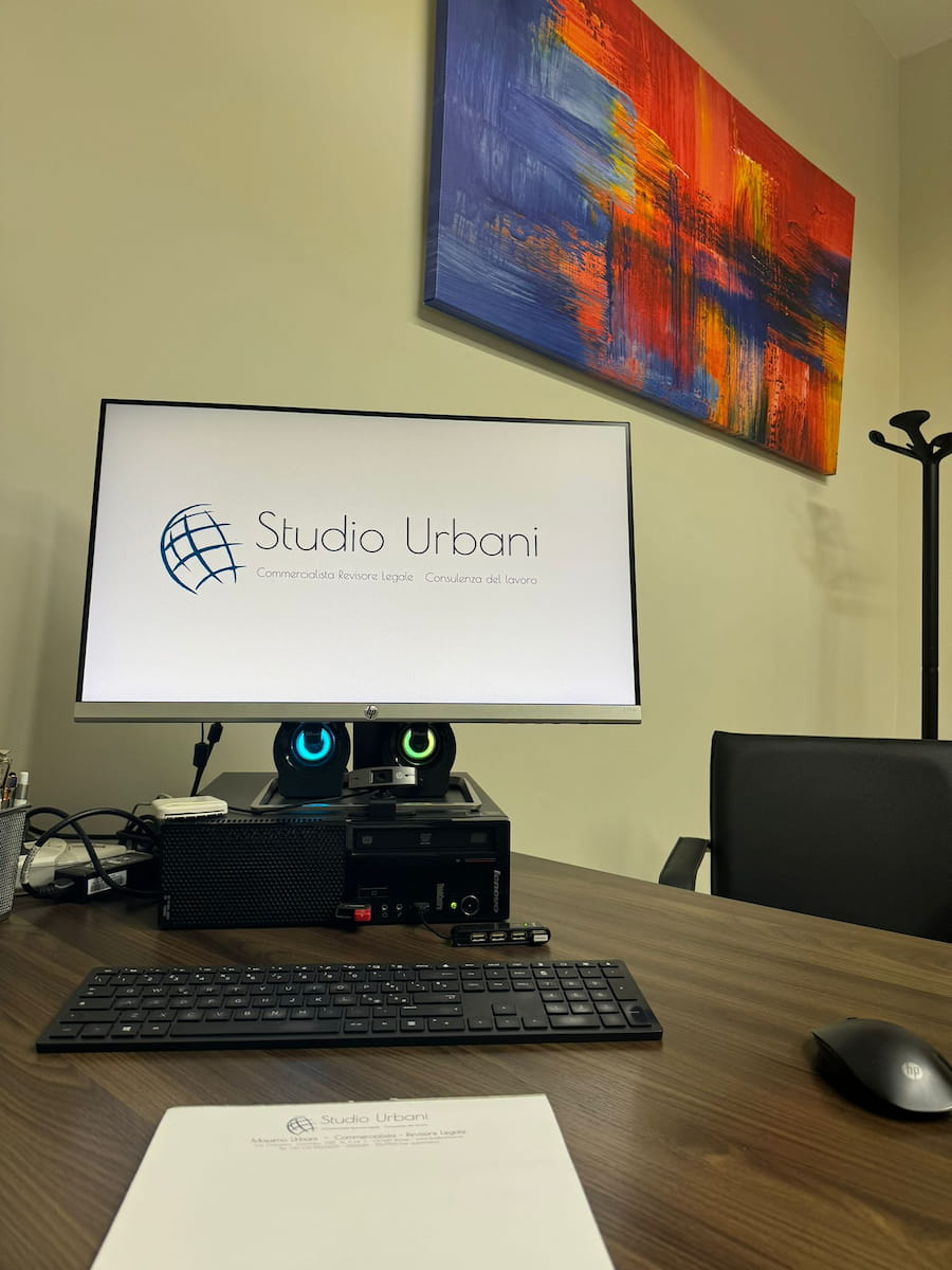 Una postazione di lavoro dello Studio Urbani